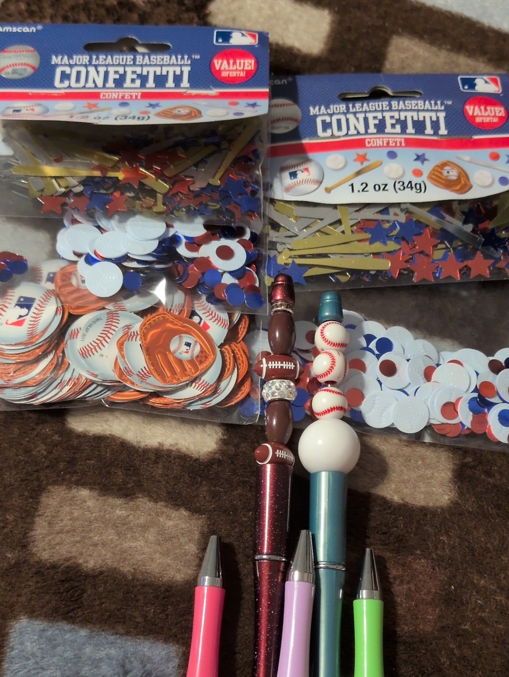 Bundle4Breesy Major League Baseball Confetti + 5 Pens